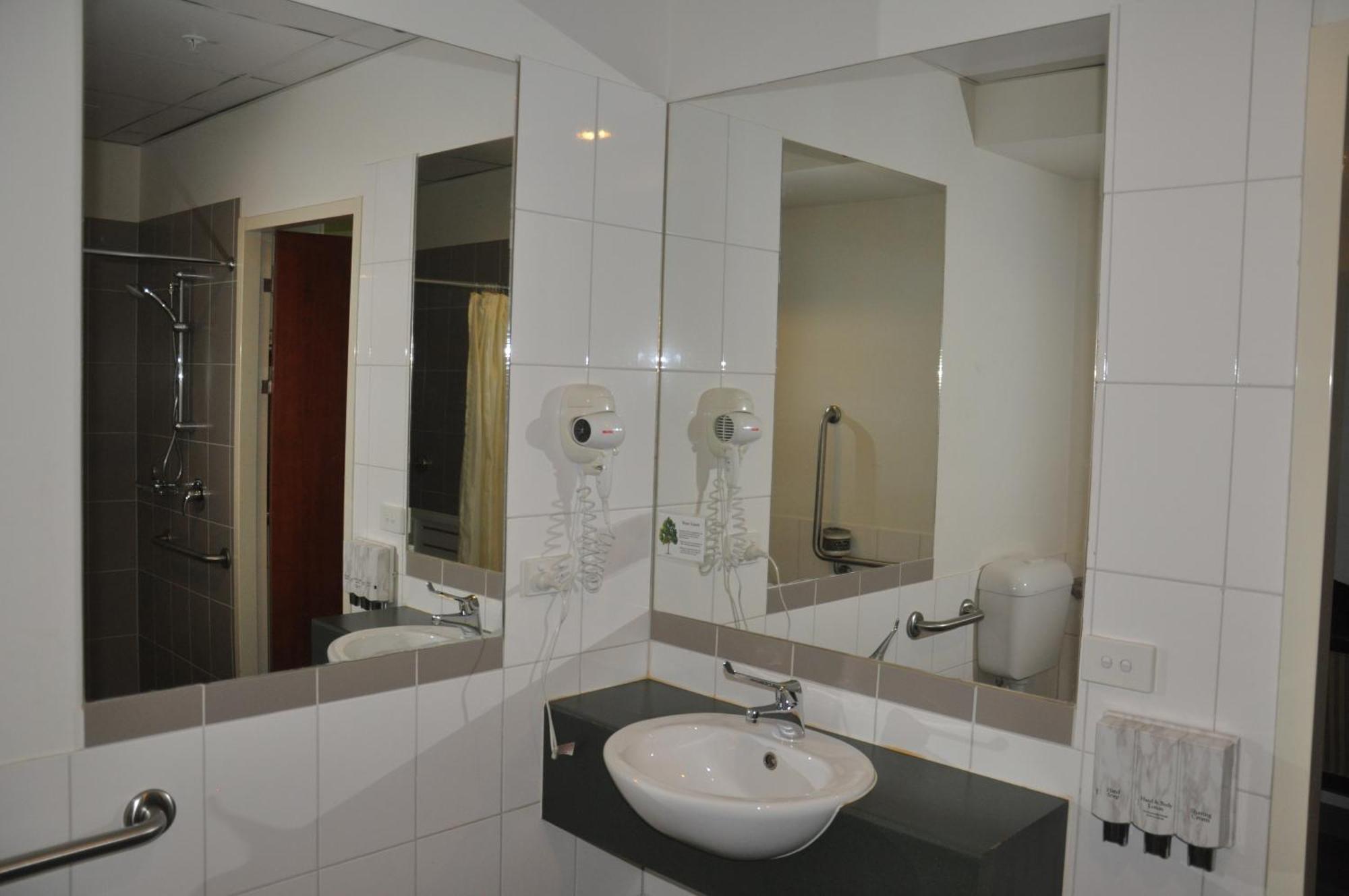 Yti Garden Hotel Melbourne Dış mekan fotoğraf
